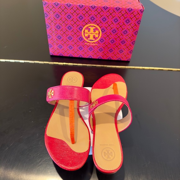 NWT Luxury Summer Beach Vacation Minimalist Authentic Tory Burch Kira Sandal - Picture 6 of 17